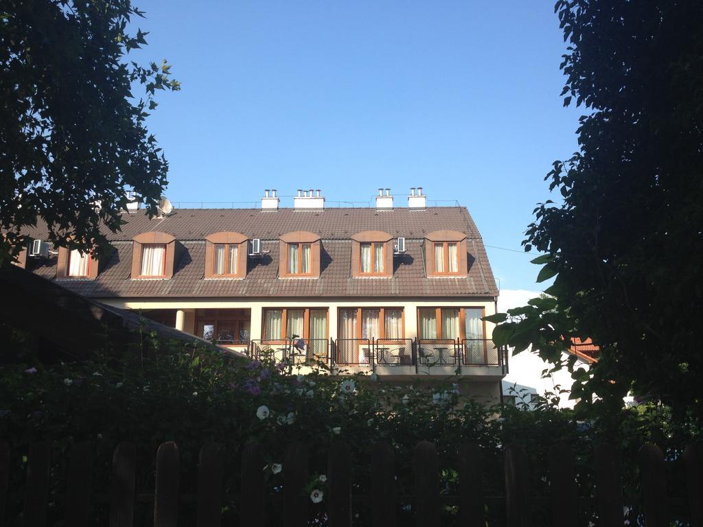 Hotel Family Balatonföldvár Zewnętrze zdjęcie