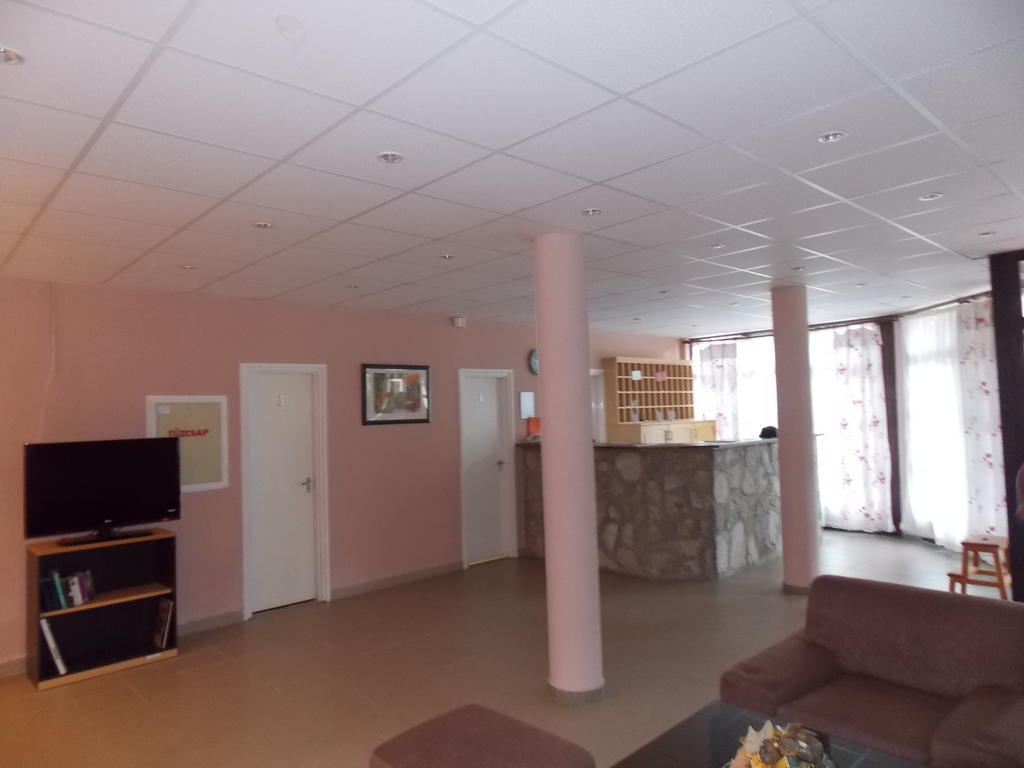 Hotel Family Balatonföldvár Zewnętrze zdjęcie